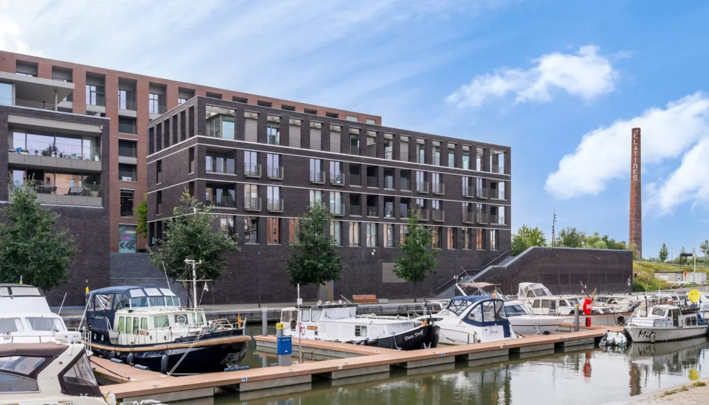 Pontoon-QuartierBleu-aanhetwater